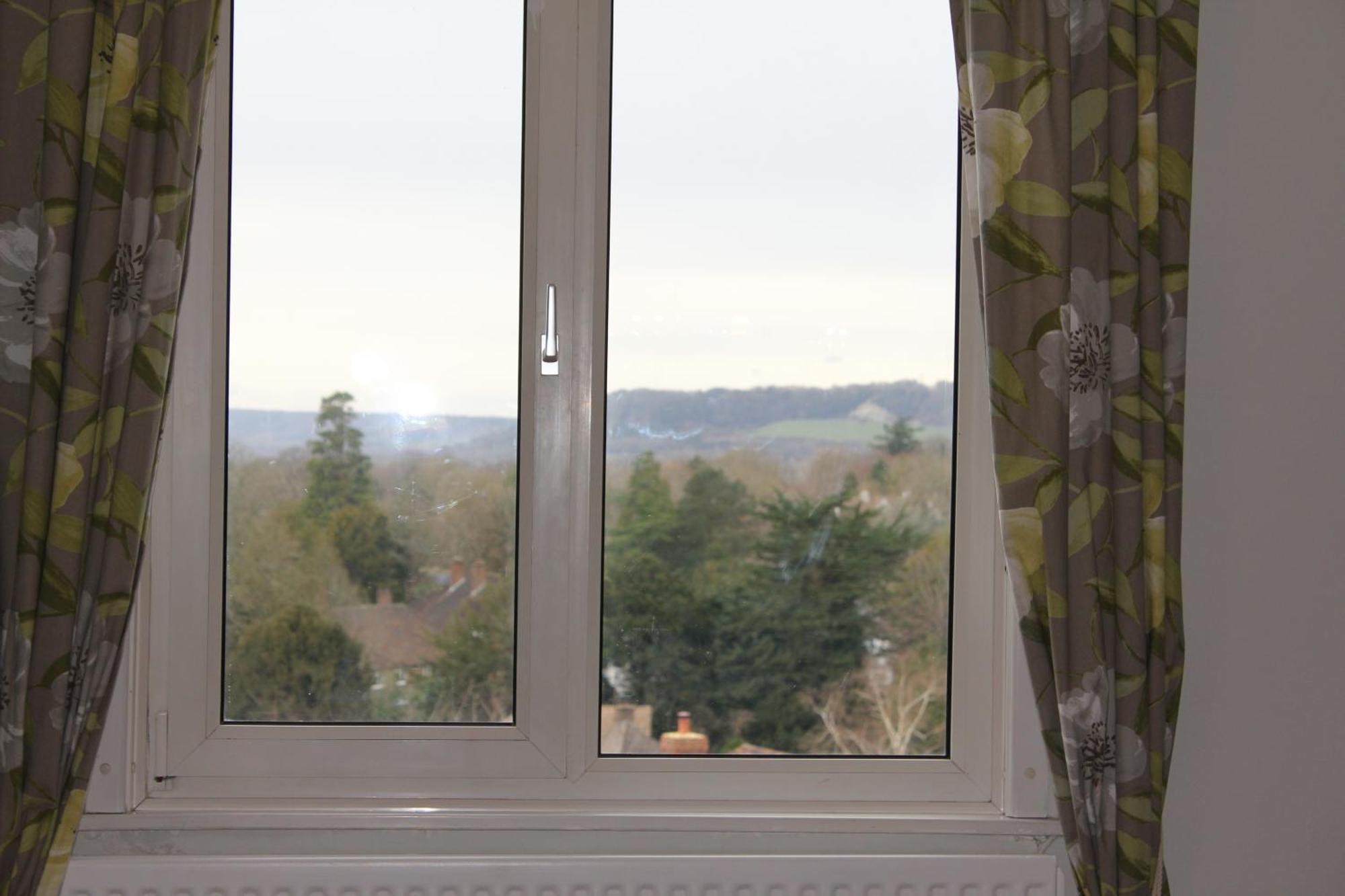 Lovely 3 Bed Condo Reigate Extérieur photo